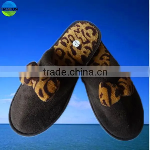 Cheap Indoor Slippers 15