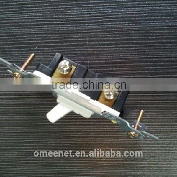UL Approve 15A,120V High Quality Single Toggle Switch photo-3