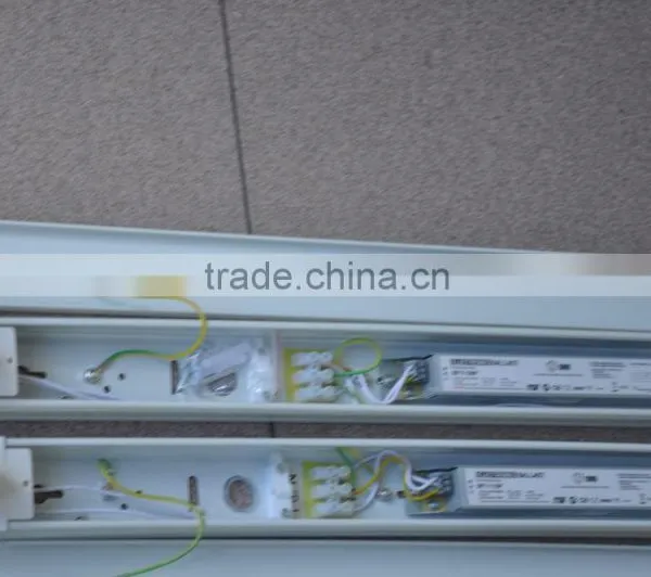 Aluminum Surface Mounted Fluorescent Lighting Fixture 2x36W photo-2