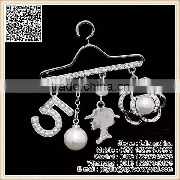 Hot Sale Fashion Large Gold Diamond Brooch Crystal Flower Brooch Pin photo-5