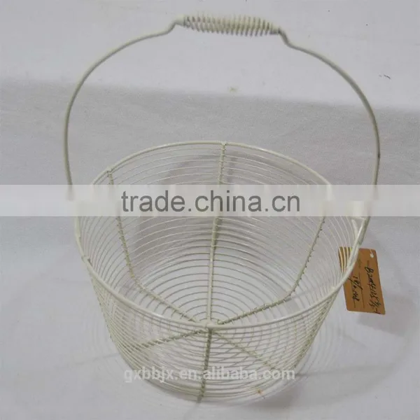 Set of Three Metal Wire Fruit Basket With Handle photo-3