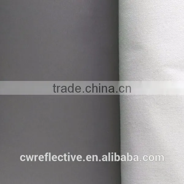 Custom Silver Grey Waterproof 0.6mm Abrasive Resistance Reflective pu Leather Fabric for Sewing Shoe photo-4