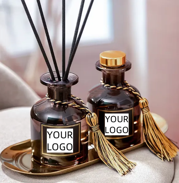 Wholesale Luxury Hotel Custom Private Label Fragrance Fiber Rattan Stick Glass Bottle Reed Diffuser Custom Diffuser