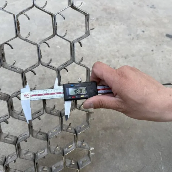 Custom Flexible 25mm Hexagonal Metal Grid Stainless Steel Wire Welded Mesh for Reactor Vessel Custom Shapes Direct From Supplier photo-2