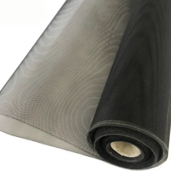 Tela de janela de fibra de vidro de alta transparência, Malha 18x14, Diâmetro do fio 0,5mm, Estabilizada à radiação UV