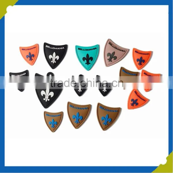 Cheap Eco-friendly 3D Pvc USB Silicone Wristband Hook Bag Rubber Patches photo-4