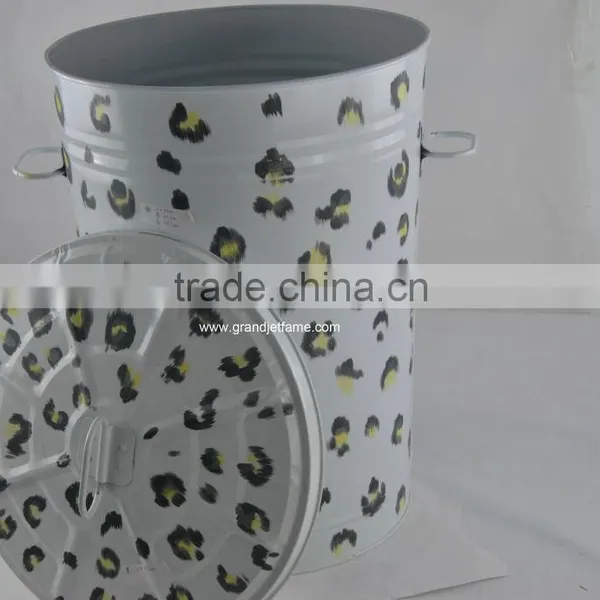 Indooor Decoratin Big Colorful Metal Garbage Bin photo-2