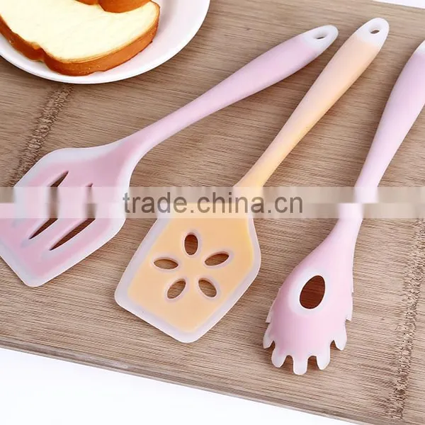 Fashional Style Double Tier Silicone 3-piece Kitchenware Set Utensil photo-4