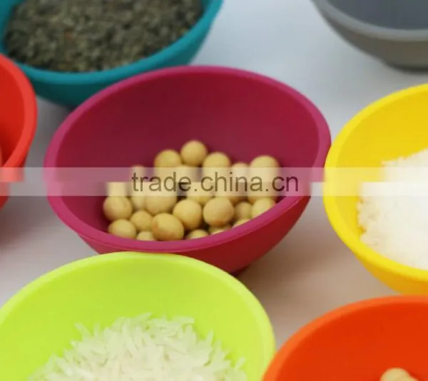 Multi-colored Small Silicone Bowls photo-6