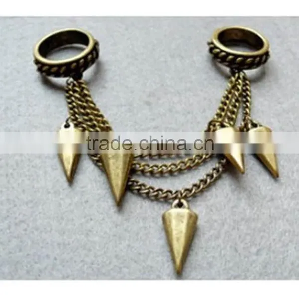 Europe and the United States Punk Wind Texture Rivet Tassel Double Loop Ring photo-6