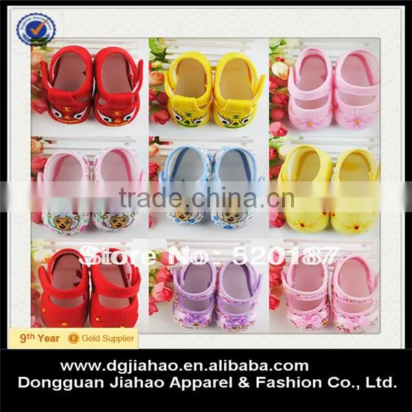 2014 Latest Fashion Wholesale Soft Leather Baby Shoes