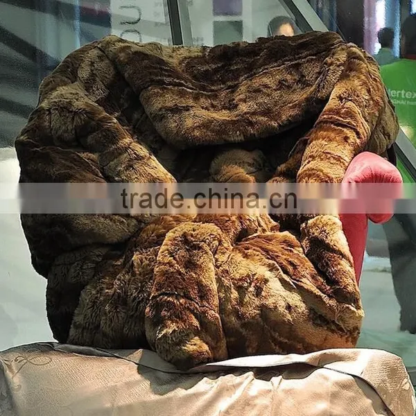 Top Quality Snow White Rex Rabbit Fur Plates / Carpet / Blanket Wholesale