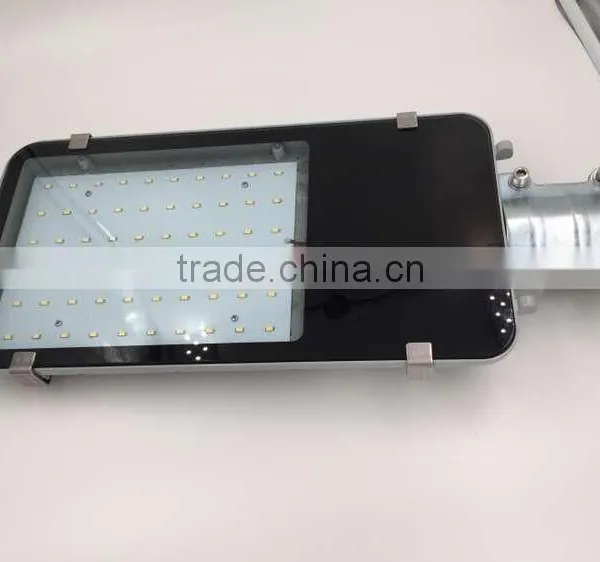 Express Specification Famous Style Power 30w 50w Led Street Light With CE ROHS Certificates photo-5