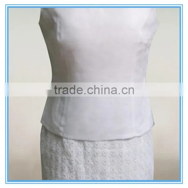 Fashion White Embroidered Design 3-Piece Skirt And Blouse Sets photo-3