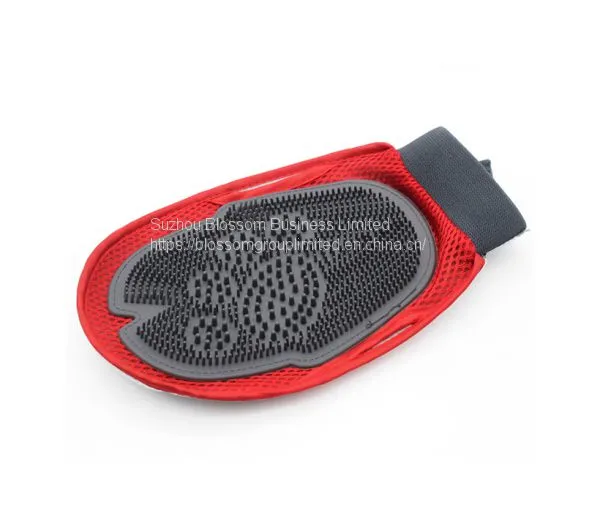 New Design Pet Grooming Glove