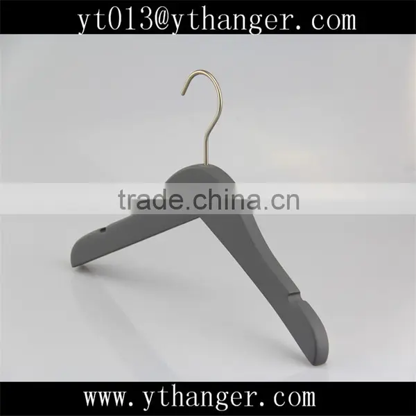 CY-663 Little Children Wooden Hanger Cute Boys Clothes Hanger With Girl Dress Hanger Supplier's Choice photo-4