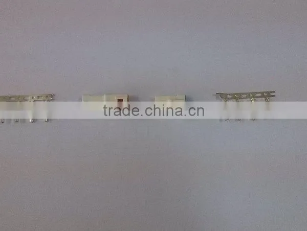 Waterproof Electrical Wire Auto Connector With 4pins photo-2