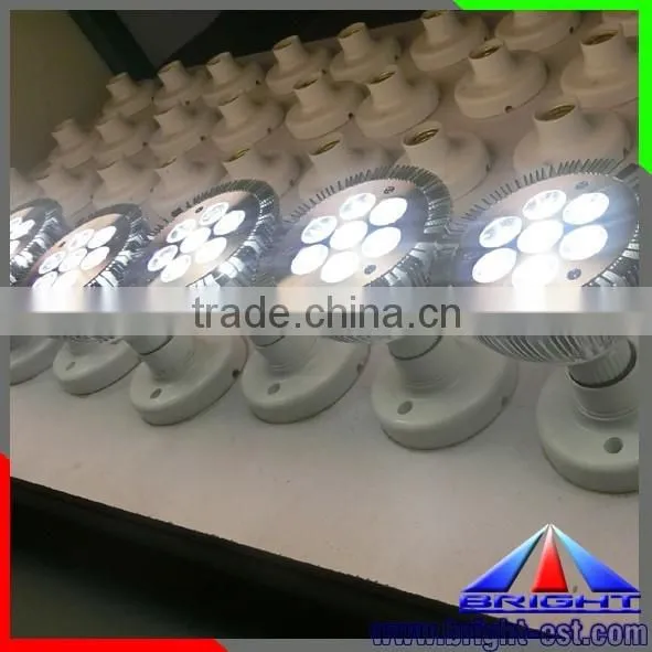 2014 Factory Sale ce Rohs E26 E27 Led Spot Light Par 30 Led Lamp photo-2