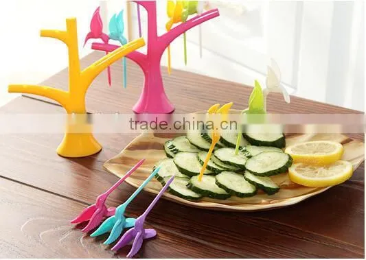 CY119 Plastic Creative Fruit Fork Bird Tree Decorative Household Daily Necessities Dessert Forks photo-4