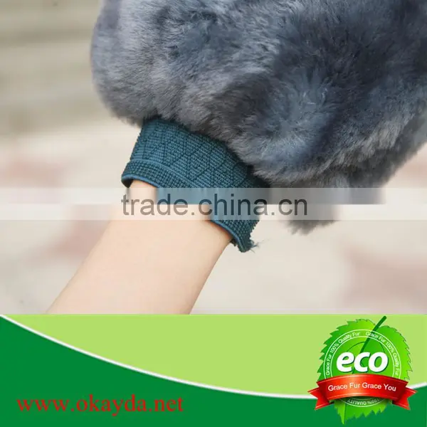 Protect Hand Warmly Sheepskin Car Wash Gloves Made in China photo-6