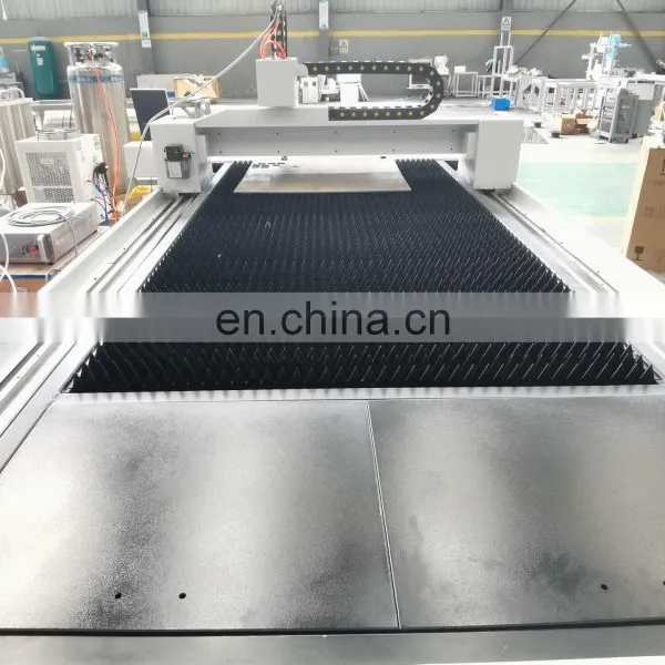 3015 Fiber Laser Metal Cutting Machine 1000w Raycus Laser Power photo-2