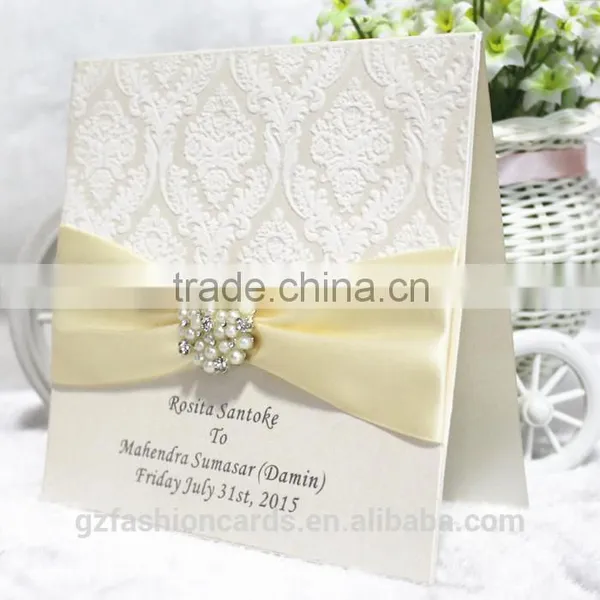 Luxury Jeweled Customized Flocking Fabric Wedding Invitation Card photo-4