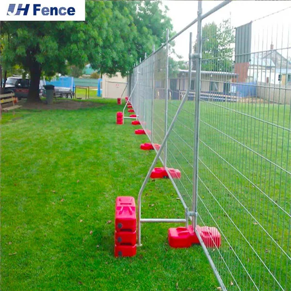 Good Quality PVC Coated Welded Wire Mesh Metal Galvanized Panel Temporary Construction Traffic Barrier Garden Safety Fence photo-2