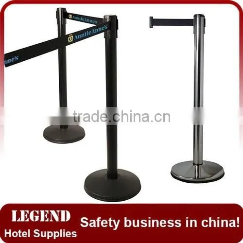 French Retractable Queue Pole Stanchion photo-5