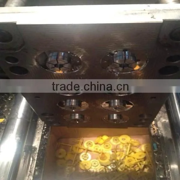 Injection Molding of Plastic photo-2
