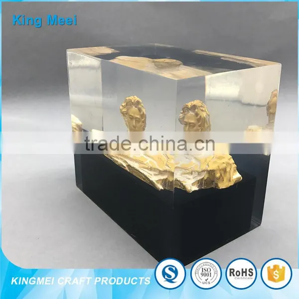 Low Price Desk Paper Weight Custom Character Acrylic Stand photo-4