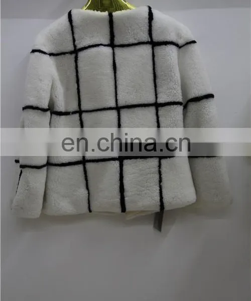 Best Quality Lady'S Fur Garment And Jacket White Sheepskin Fur Coat For Winter photo-3