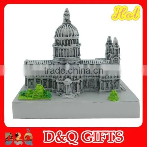 Brighton Royal Pavilion Polyresin Figures photo-4