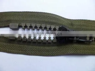 8# Resin Zipper Plastic Zipper Open End With Painted Auto-lock Slider Zipper Jacket Zipper Coate Zipper photo-2