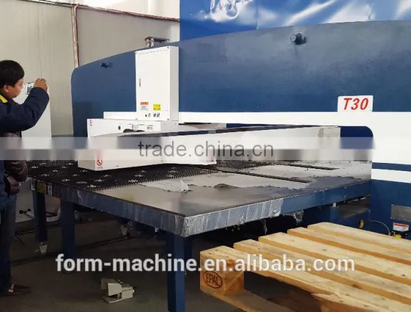 Sheet Metal Mechanical CNC Turret Punch Press T30 Qingdao Factory Price photo-5