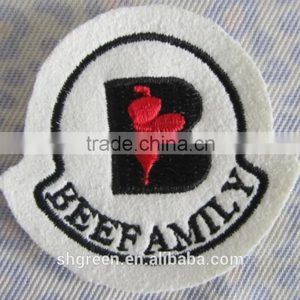 Uniform Shoulder Embroidery Emblem With Gold Metallic Thread photo-6
