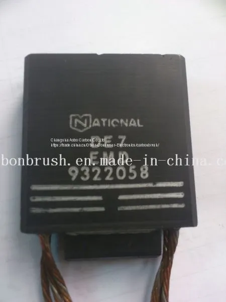 CE7 DE7 Graphite Carbon Brush for Traction Motor photo-2