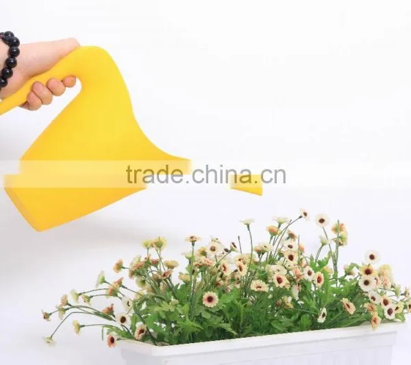 Durable Indoor Plastic Plant Flower Irrigation Tools photo-2