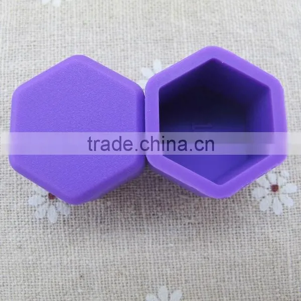Car Styling Rim Silicone Wheel Hub Screw Lug Nut Decoration Cap Tyre Valve Cover photo-2