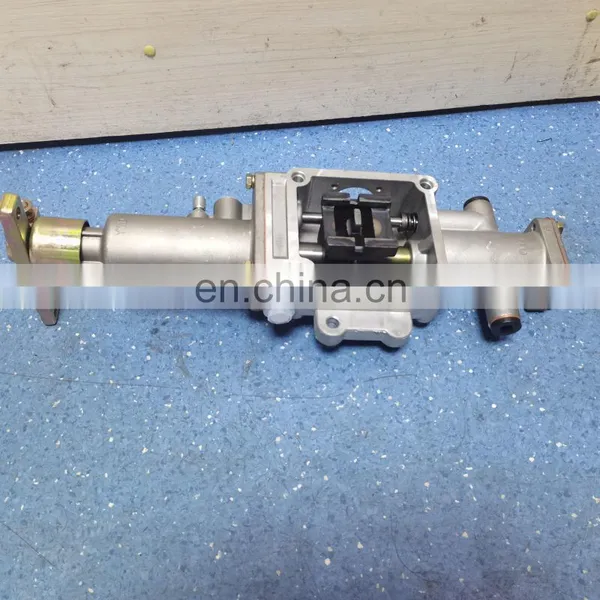 Az2203210040 China Heavy Duty Truck HOWO FAW Truck Gearbox Small Cover Assembly Double Rod photo-3