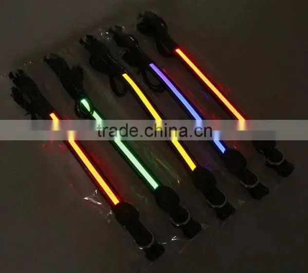 Peach Shape Rechargeable LED Light USB Dog Collar Rechargeable Recycling Pet Collars With USB Cable photo-6