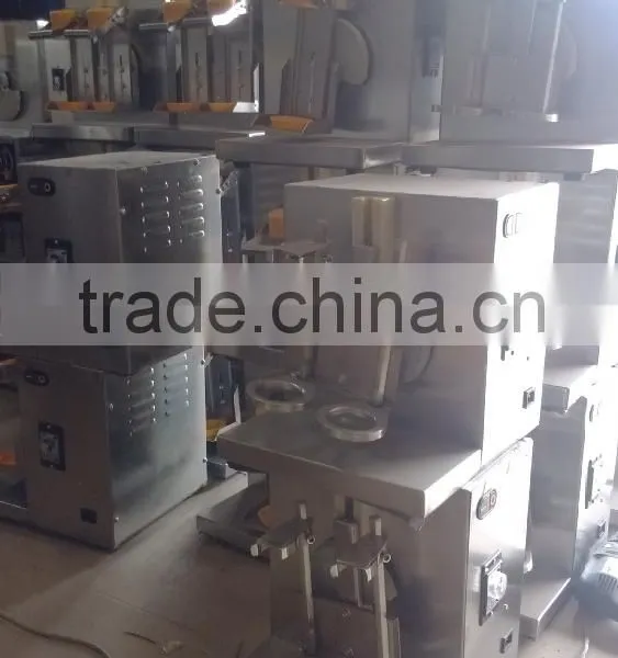 China Hot Sale New Design Bubble Milk Tea Shaking Machine photo-6