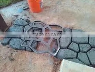 DIY Plastic Stepping Stone Mold Pattern Concrete Strolls photo-3