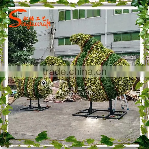 2015 Chinese Hottest Artificial Landscape Grass Topiary Animal Glass Animal for Garden Decoration photo-4