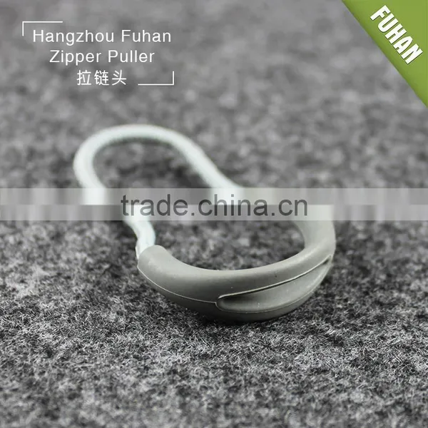 Popular Brand Name Design Plastic Zipper Pullers for Clothing photo-6