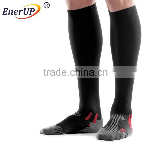 China Reliable Compression Sport High Knee Socks for Reduce Fatigue for Wholesale photo-4