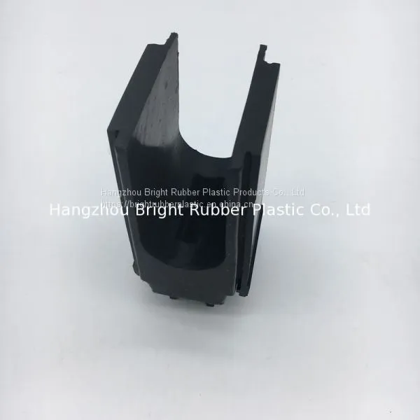 High Quality IATF16949 70 Shore A Custom Silicone Rubber Parts photo-2