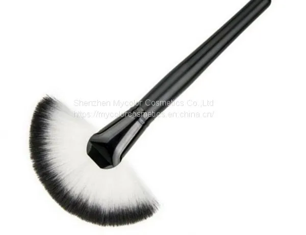 Customized OEM Individual Customize Synthetic Hair Fan Brush Makeup Brush photo-4