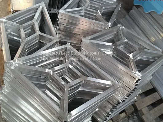 Decorative Aluminum Solid Fireproof Carved Aluminum Veneer Spraying photo-2