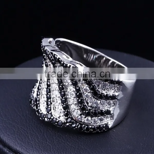 Super Deal Micro Setting Cubic Zirconia Black White Punk Contrast CZ Wedding Ring photo-4