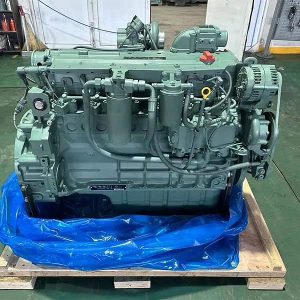 Factory Manufacture's 18HP Volvo D7DEBE2 Excavator Engine Water-Cooled Core Components Including Motor and Pump